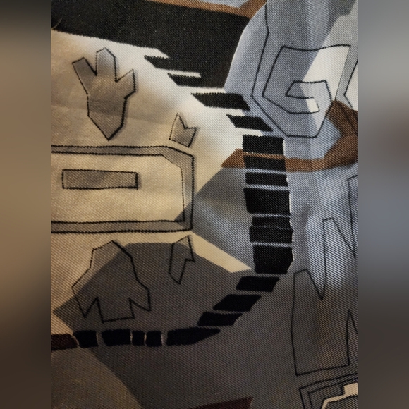 Givenchy Silk Scarf Vintage - Picture 14 of 16